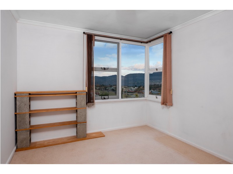 11 Kogarah Avenue, Berriedale TAS 7011