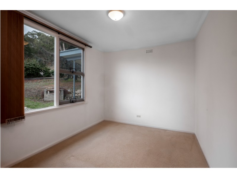 11 Kogarah Avenue, Berriedale TAS 7011