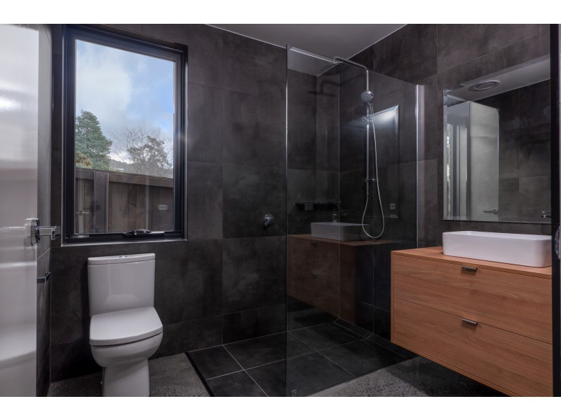 2/53 Kenbrae Avenue, Glenorchy TAS 7010