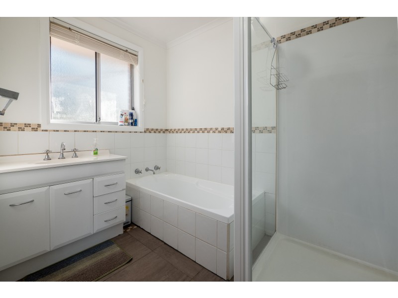 8 Doulton Court, Glenorchy TAS 7010