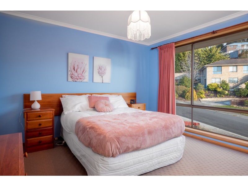 5 Dooleys Avenue, Rosetta TAS 7010