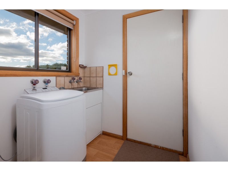 5 Dooleys Avenue, Rosetta TAS 7010