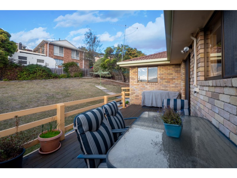 5 Dooleys Avenue, Rosetta TAS 7010