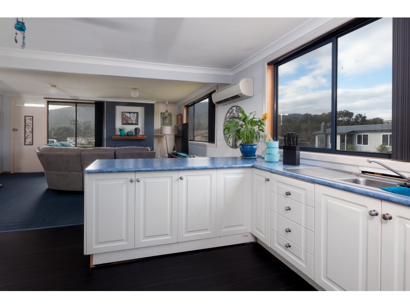 13 Link Road, New Norfolk TAS 7140