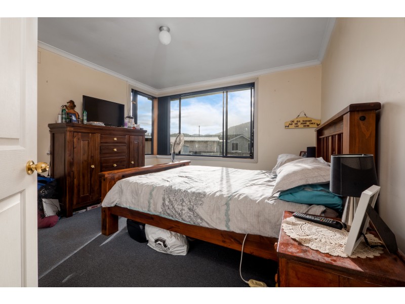 13 Link Road, New Norfolk TAS 7140