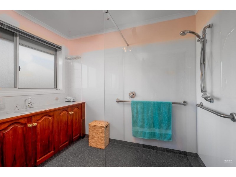 1/27 Vermont Court, Berriedale TAS 7011