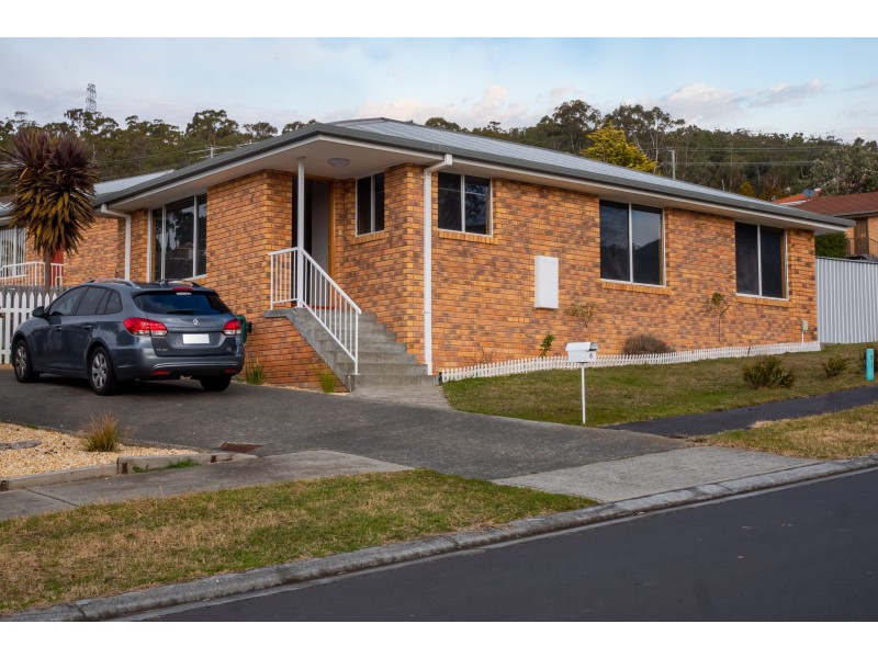 1/6 Aquila Street, Glenorchy TAS 7010