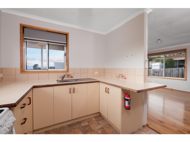 1/6 Aquila Street, Glenorchy TAS 7010