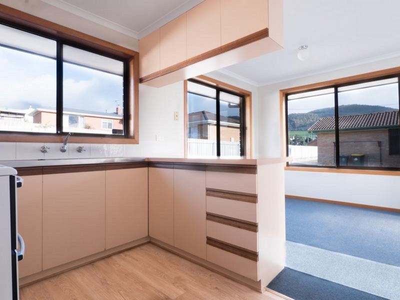 2/145 Tolosa Street, Glenorchy TAS 7010