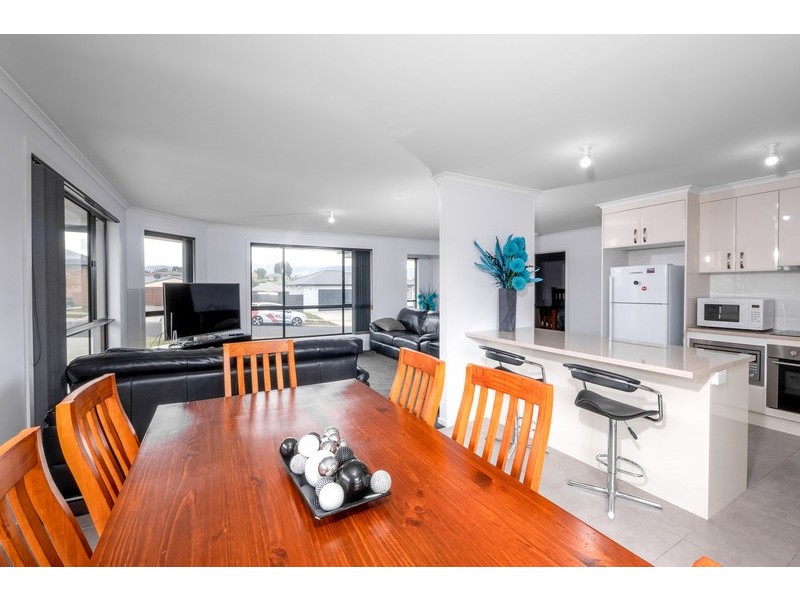 8 Dudley Drive, Brighton TAS 7030