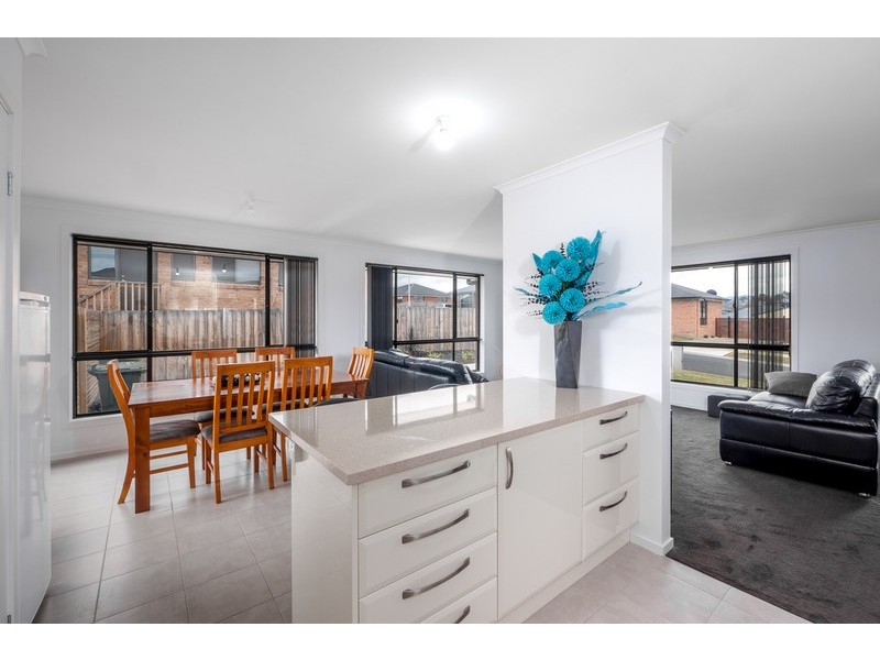 8 Dudley Drive, Brighton TAS 7030