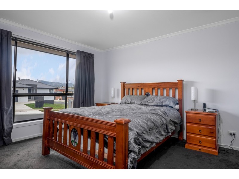 8 Dudley Drive, Brighton TAS 7030