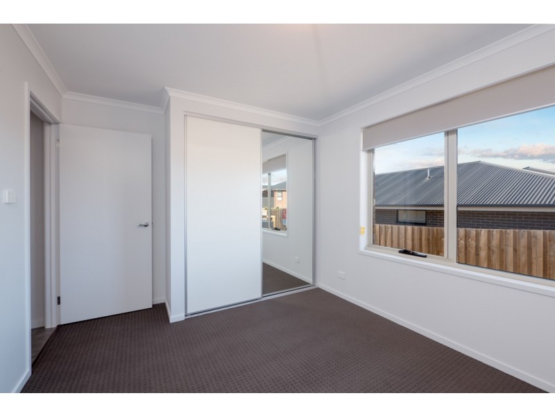 1/5 Emerald Drive, Rokeby TAS 7019