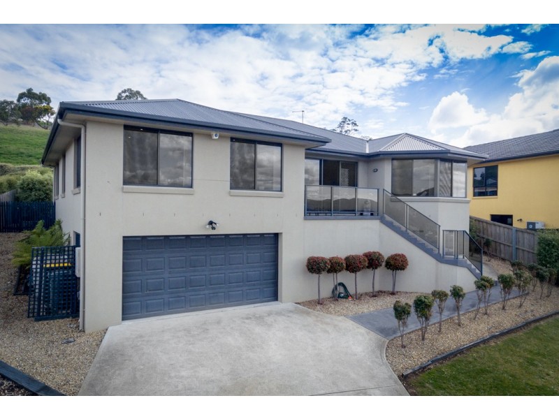 14 Govett Rise, Austins Ferry TAS 7011