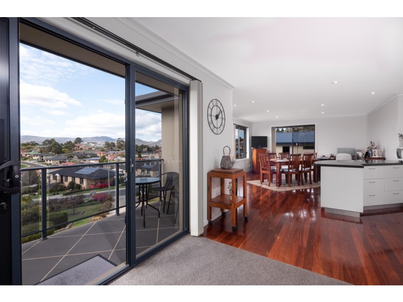 14 Govett Rise, Austins Ferry TAS 7011