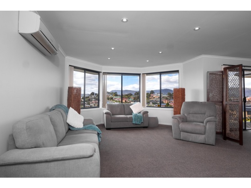 14 Govett Rise, Austins Ferry TAS 7011