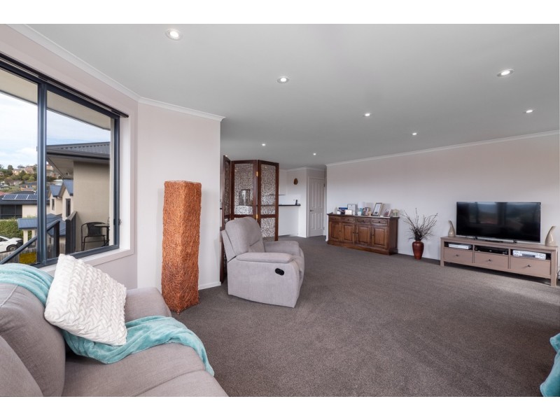 14 Govett Rise, Austins Ferry TAS 7011