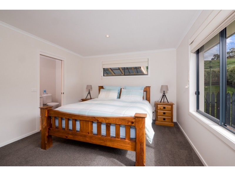 14 Govett Rise, Austins Ferry TAS 7011