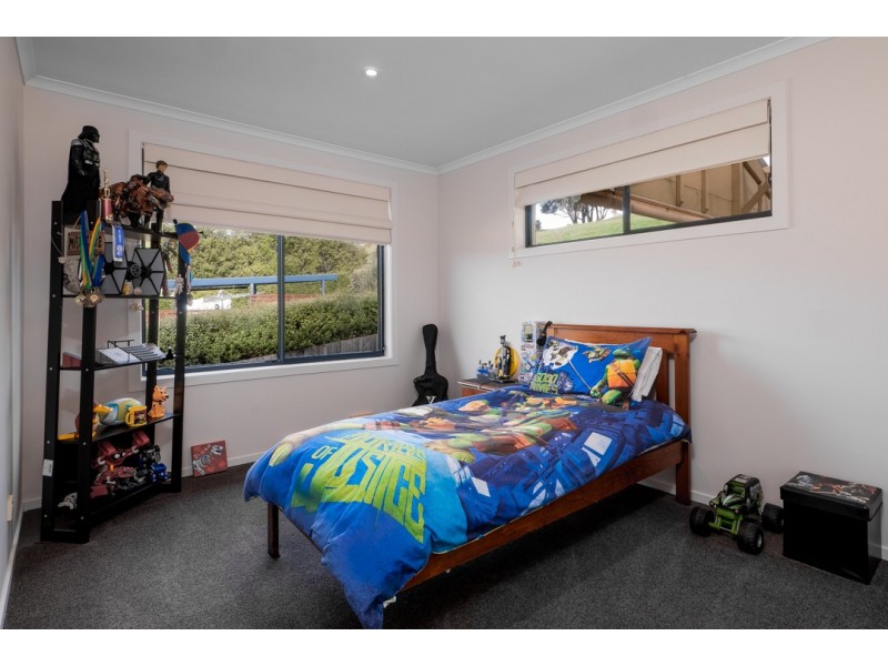 14 Govett Rise, Austins Ferry TAS 7011