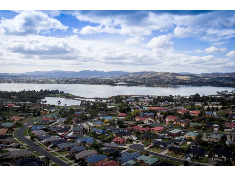 14 Govett Rise, Austins Ferry TAS 7011