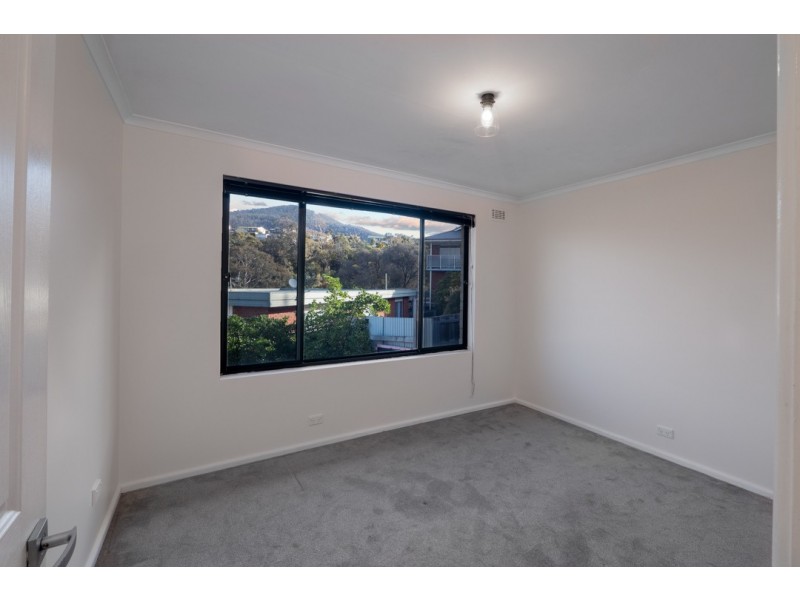 13 Kinarra Crescent, Chigwell TAS 7011