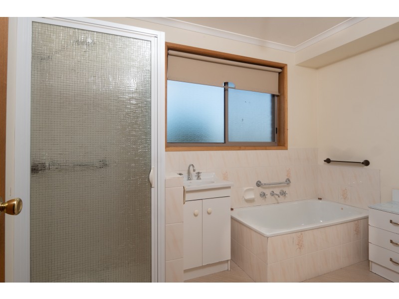 1/7A Riverway Road, Montrose TAS 7010