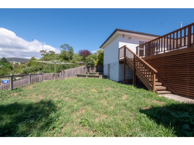 1 Hilton Road, Claremont TAS 7011