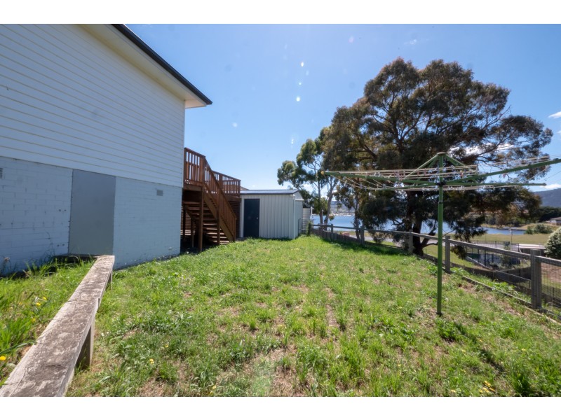 1 Hilton Road, Claremont TAS 7011