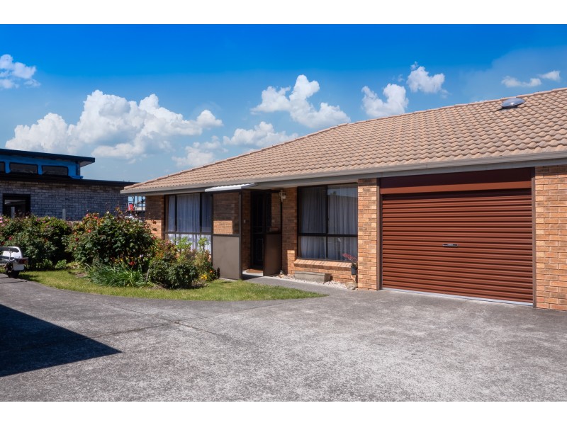 2/5 Philip Avenue, Montrose TAS 7010