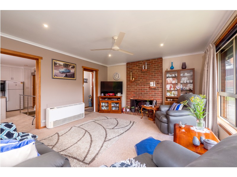 13 England Avenue, Montrose TAS 7010