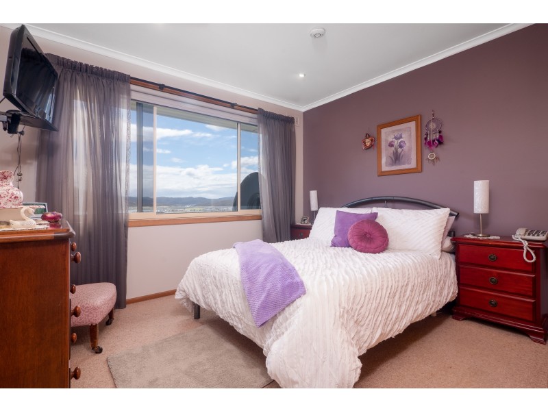 13 England Avenue, Montrose TAS 7010