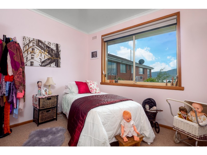 13 England Avenue, Montrose TAS 7010