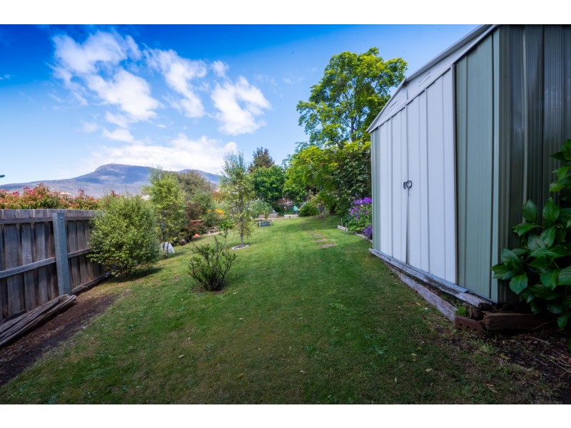 13 England Avenue, Montrose TAS 7010