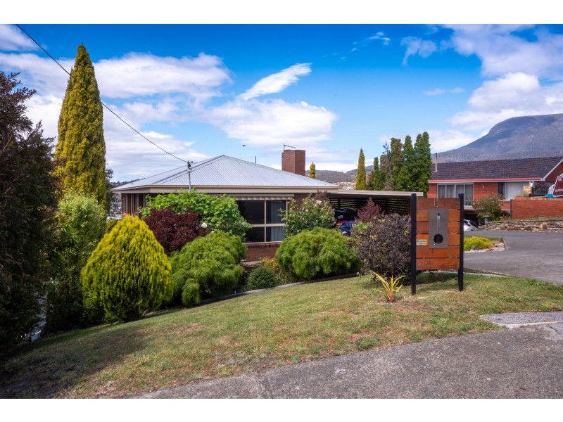 13 England Avenue, Montrose TAS 7010