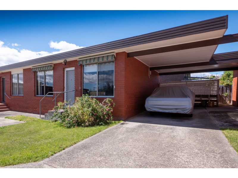4/6 Katoomba Crescent, Montrose TAS 7010