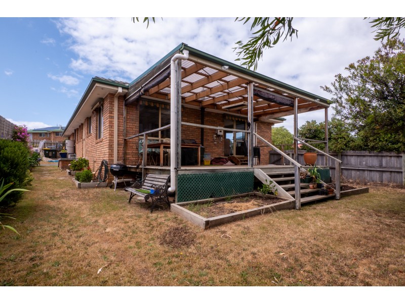 2 Kirabati Road, Midway Point TAS 7171