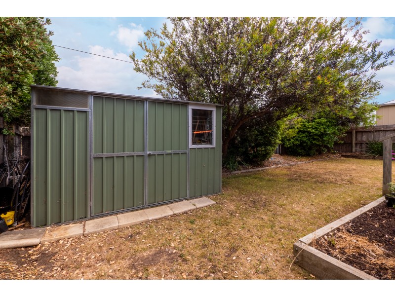 2 Kirabati Road, Midway Point TAS 7171