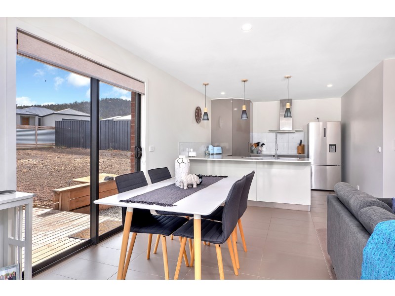 8 Harmsworth Road, Oakdowns TAS 7019