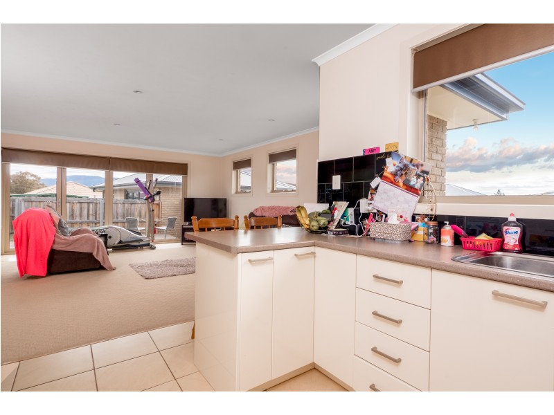 1/19 Alice Place, Brighton TAS 7030