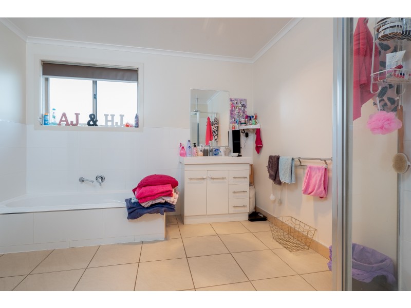 1/19 Alice Place, Brighton TAS 7030