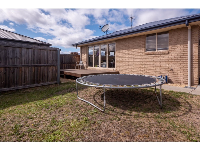 1/19 Alice Place, Brighton TAS 7030