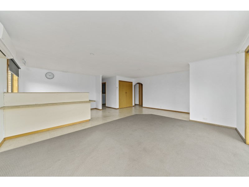 4/10 Racecourse Road, Brighton TAS 7030