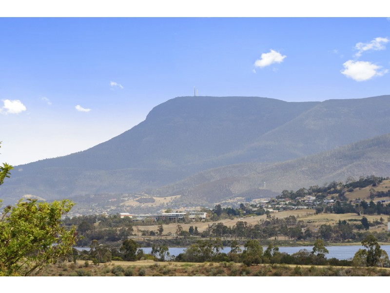 1 Euston Place, Bridgewater TAS 7030