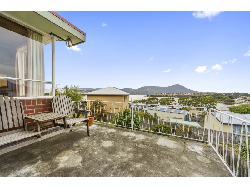 11 Chippendale Street, Claremont TAS 7011