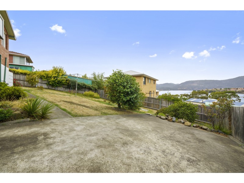 11 Chippendale Street, Claremont TAS 7011
