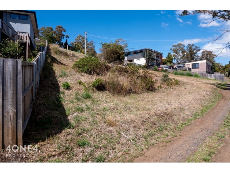 18 Atherton Avenue, West Moonah TAS 7009