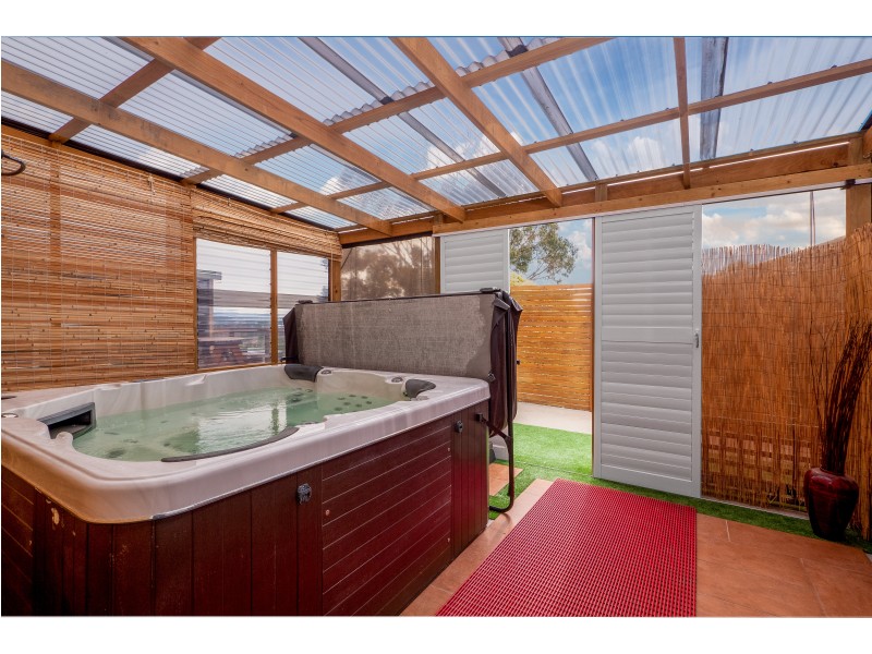 27 Weston Place, Montrose TAS 7010