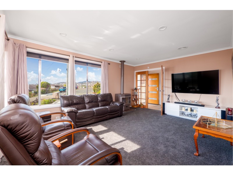 27 Weston Place, Montrose TAS 7010