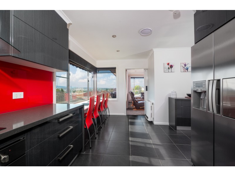 27 Weston Place, Montrose TAS 7010