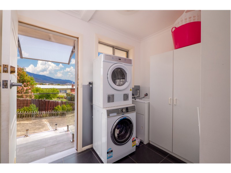 27 Weston Place, Montrose TAS 7010